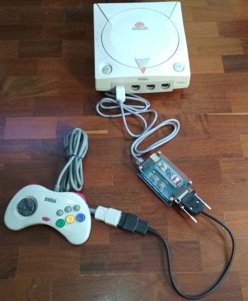 Got a DC Tsunaident 123 adapter from Japan, now I can finally play  dreamcast with the virtua stick pro HSS-0130 : r/dreamcast